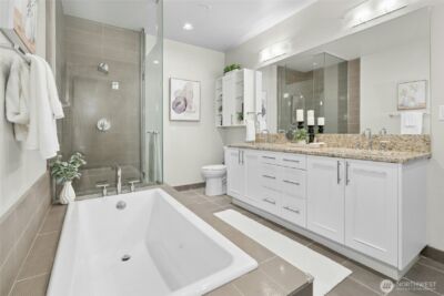 10650 NE 9th Place #2025, Bellevue, WA 98004 - Photo 11