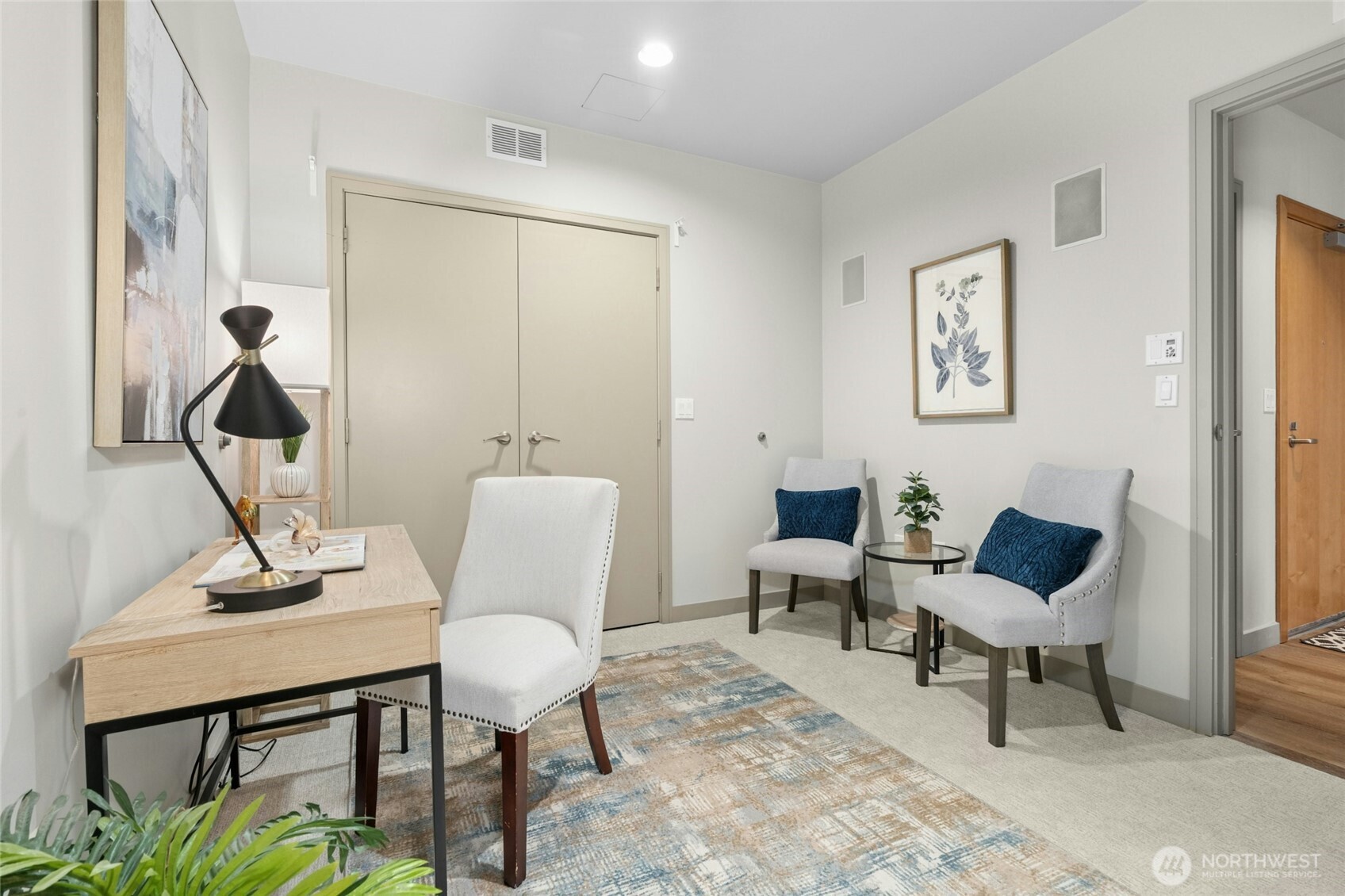 10650 NE 9th Place #2025, Bellevue, WA 98004