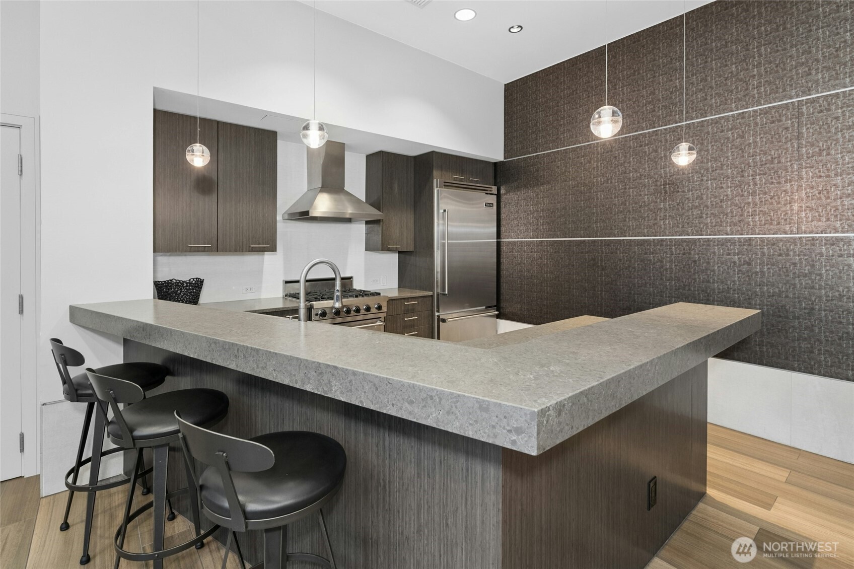 10650 NE 9th Place #2025, Bellevue, WA 98004