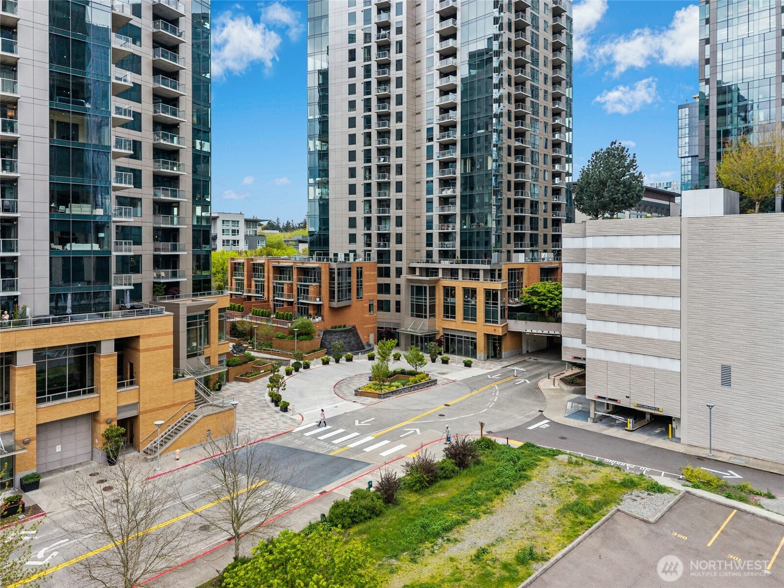 10650 NE 9th Place #2025, Bellevue, WA 98004
