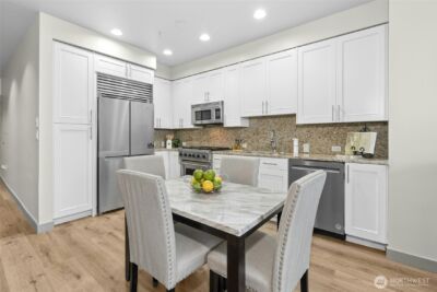 10650 NE 9th Place #2025, Bellevue, WA 98004 - Photo 5