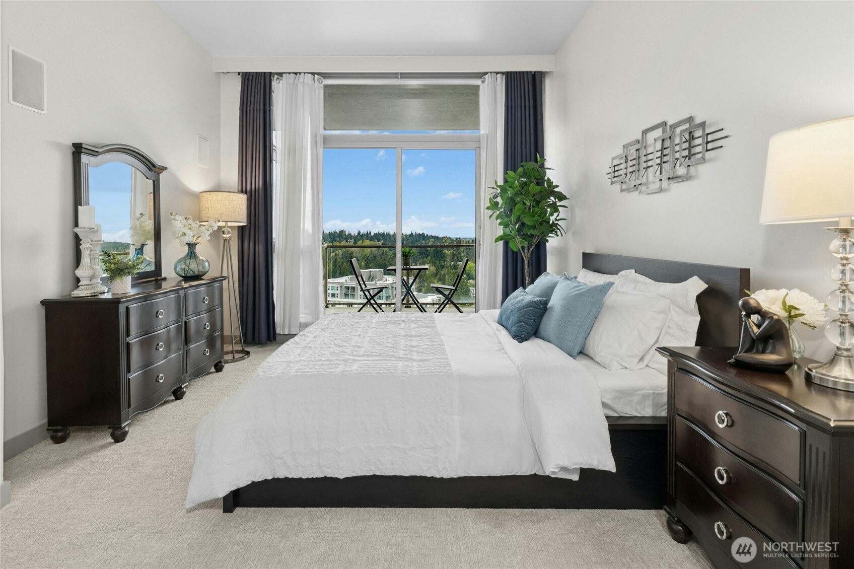 10650 NE 9th Place #2025, Bellevue, WA 98004