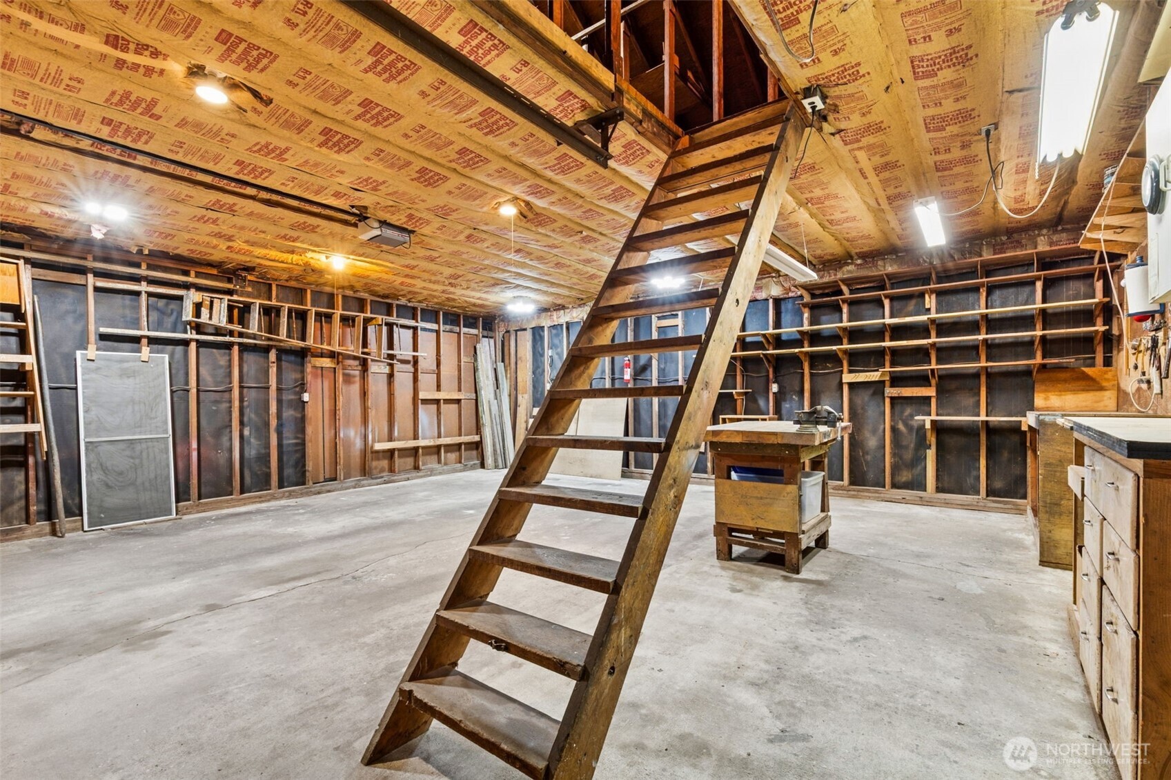 16036 21st Avenue SW, Burien, WA 98166