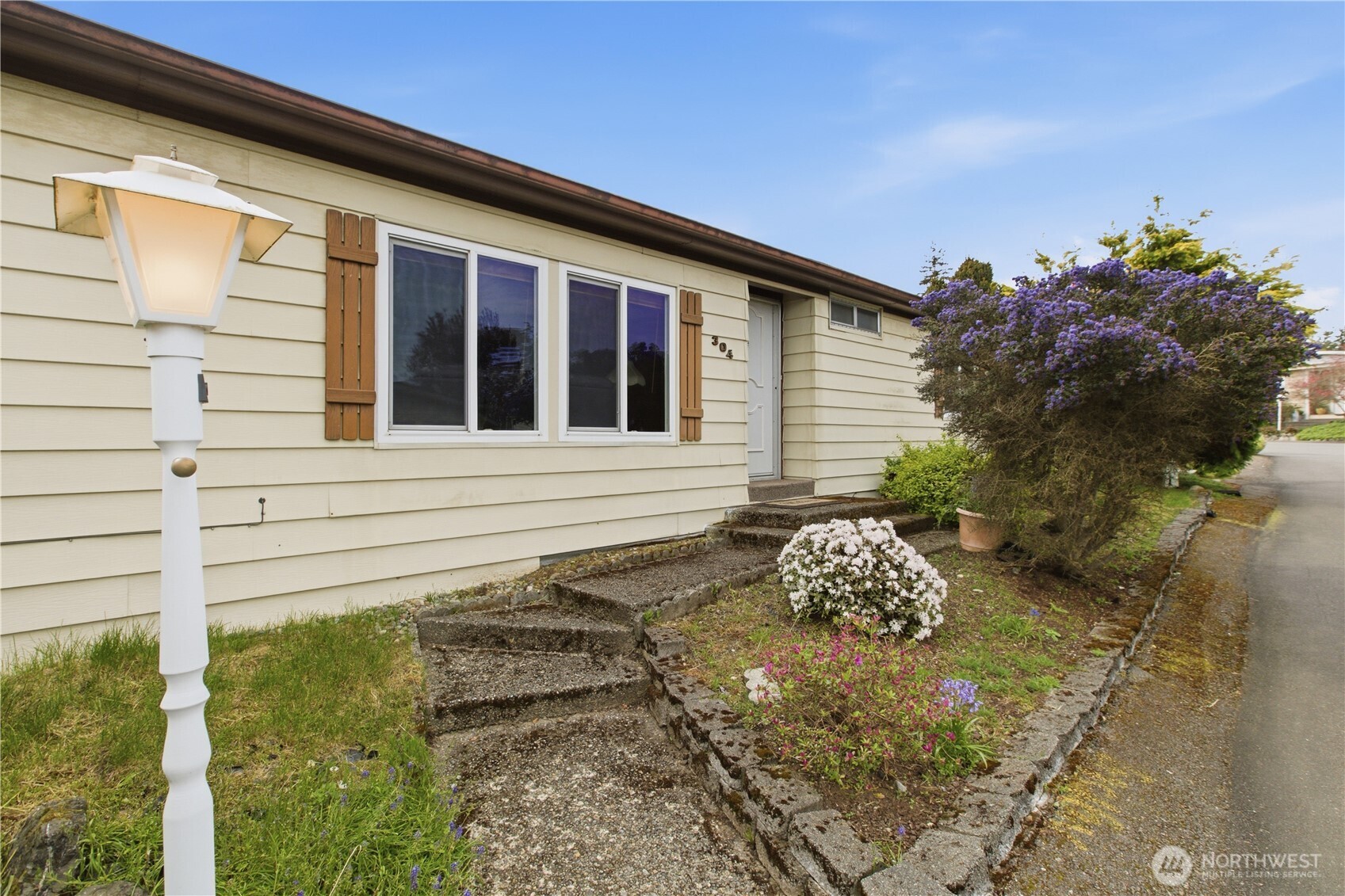 2500 Alder Street #304, Milton, WA 98354-8621