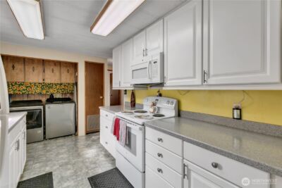 2500 Alder Street #304, Milton, WA 98354-8621 - Photo 10