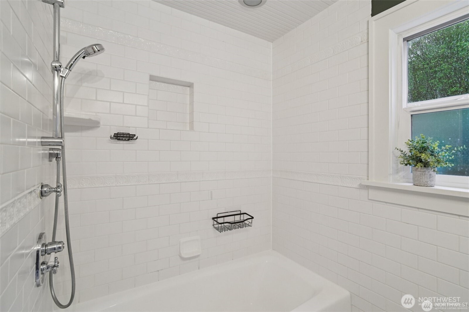 314 N 117th Street , Seattle, WA 98133