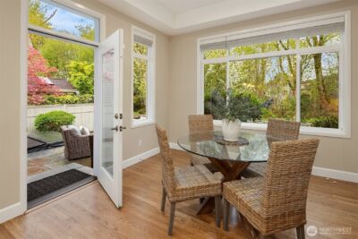 322 240th Place SE, Sammamish, WA 98074 - Photo 16