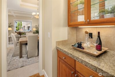 322 240th Place SE, Sammamish, WA 98074 - Photo 18