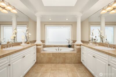 322 240th Place SE, Sammamish, WA 98074 - Photo 22