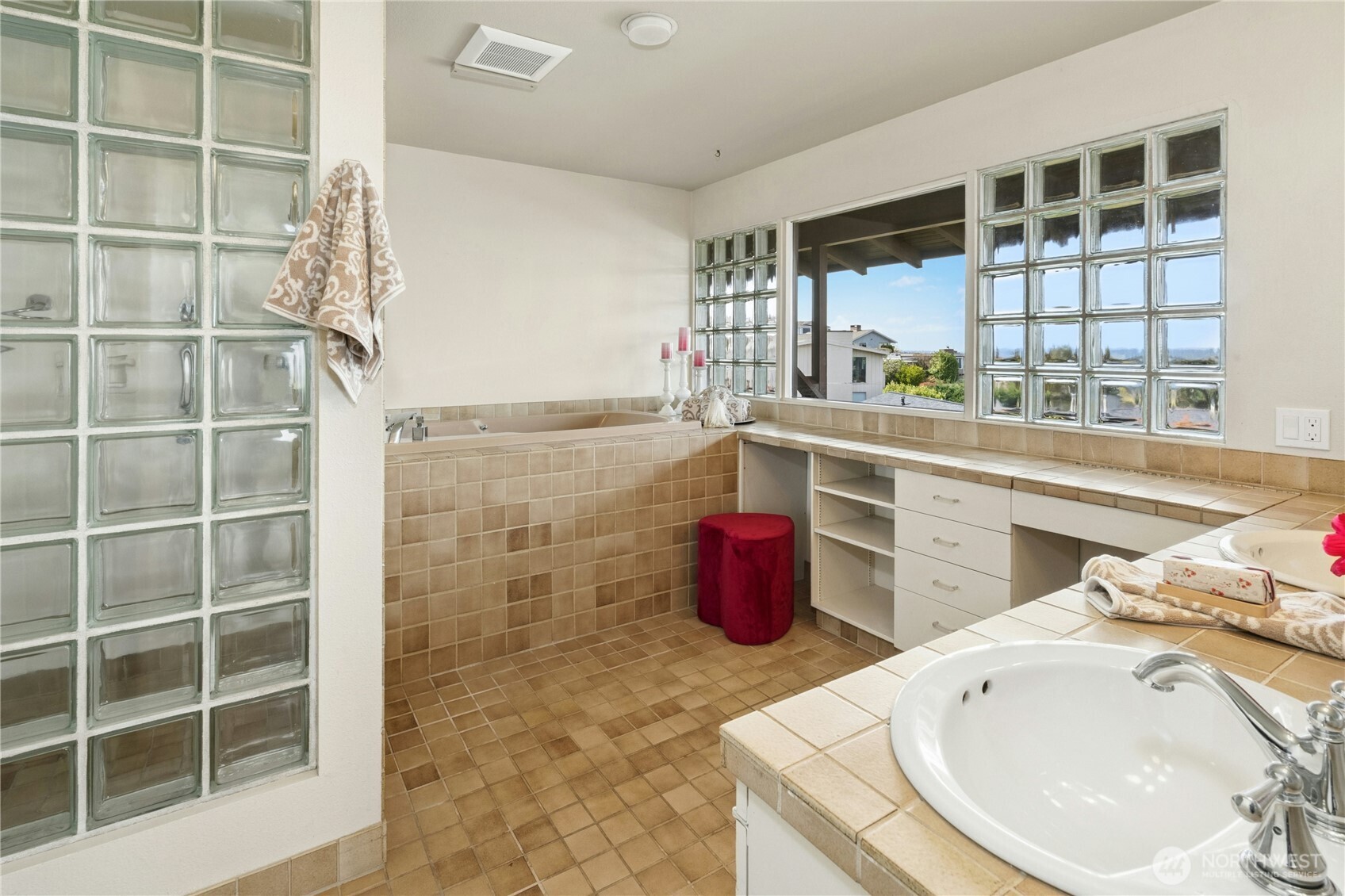 4441 138th Avenue SE, Bellevue, WA 98006