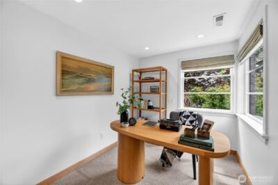 8683 Island Drive S, Seattle, WA 98118 - Photo 21