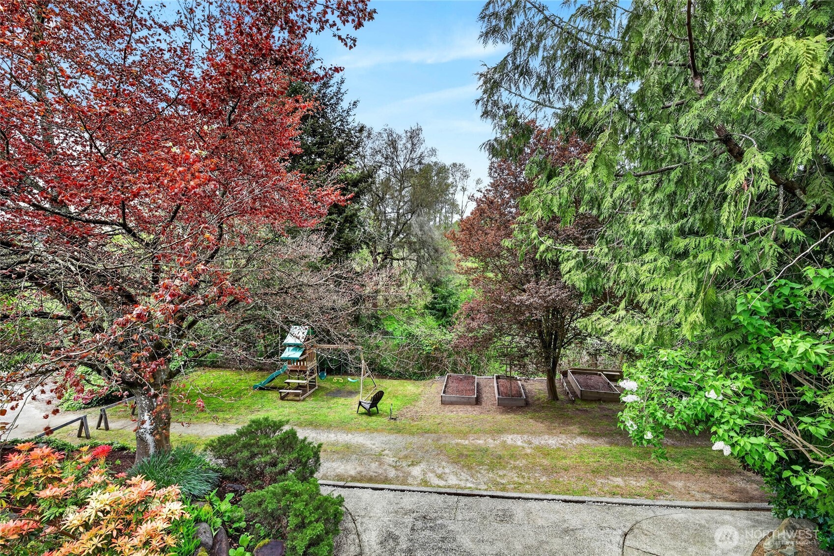 8683 Island Drive S, Seattle, WA 98118