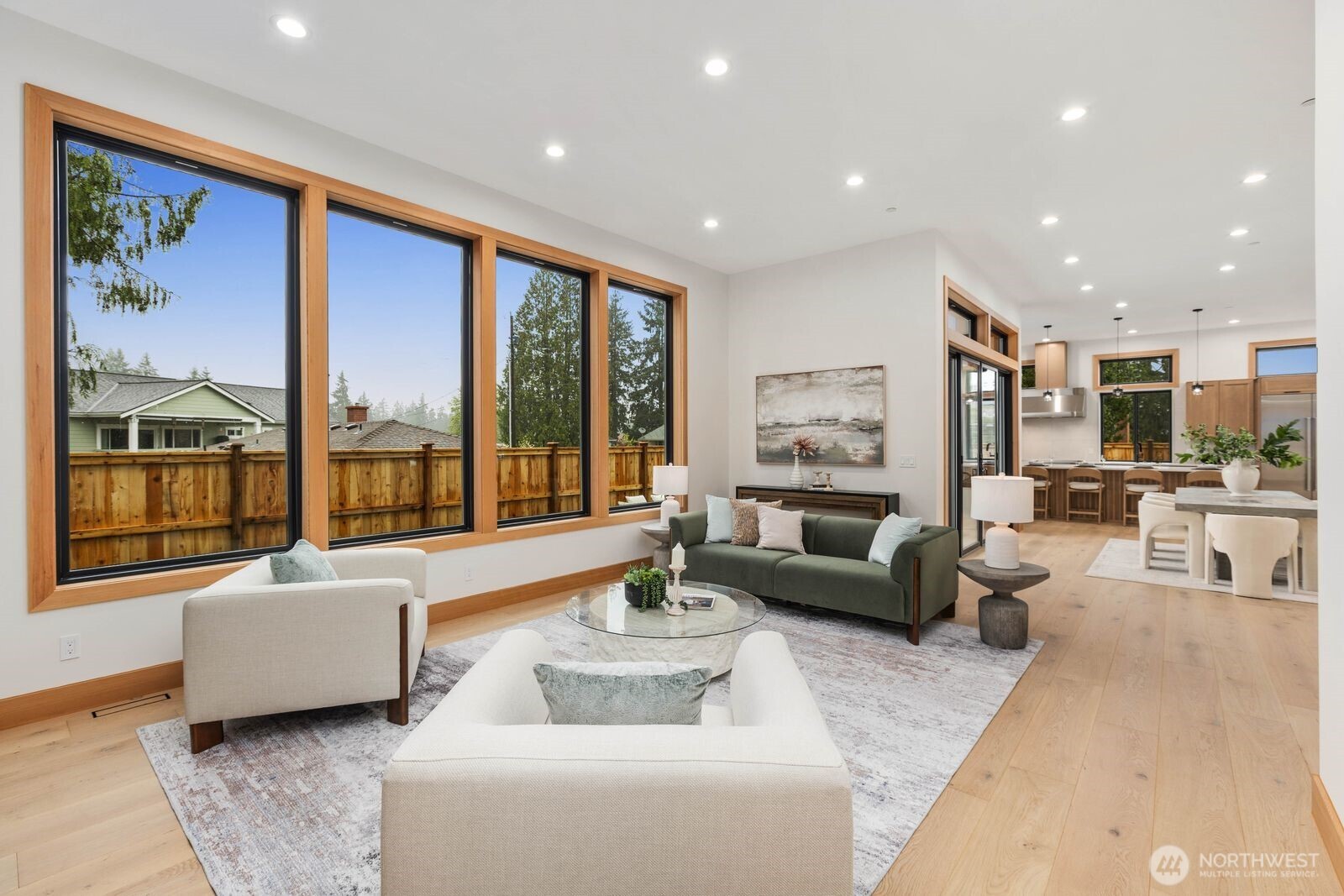 1207 145th Avenue SE, Bellevue, WA 98007