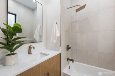 1207 145th Avenue SE, Bellevue, WA 98007 - Photo 20