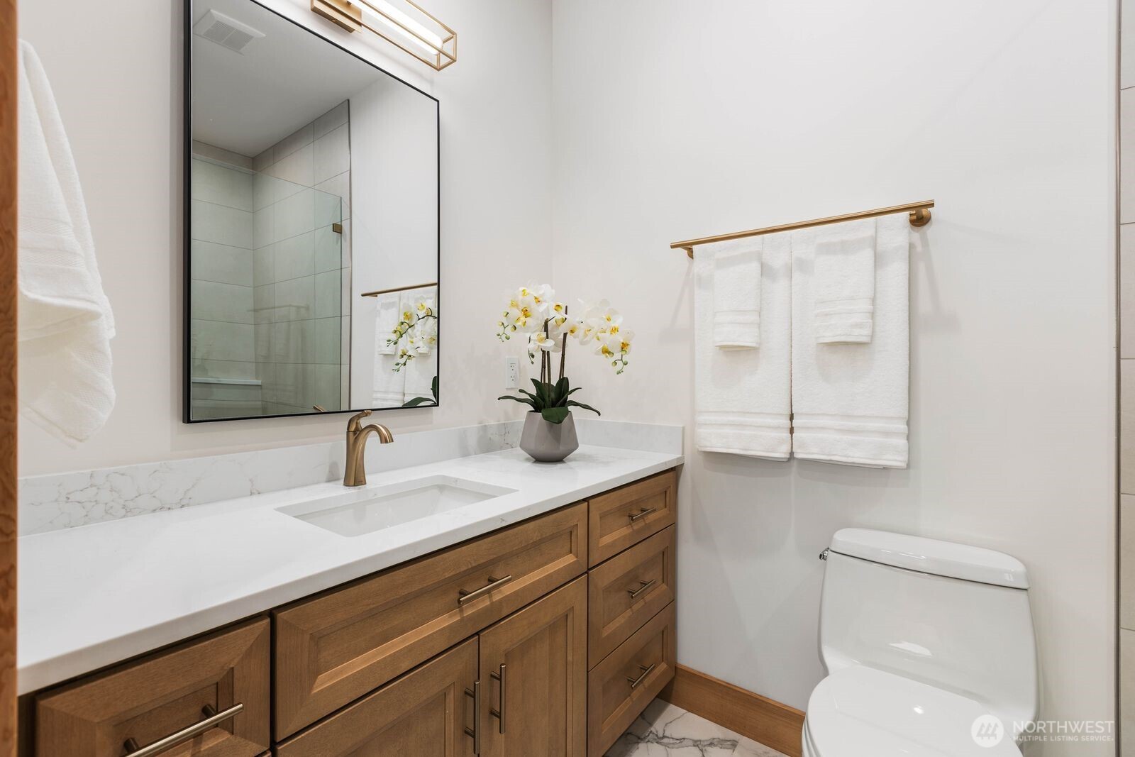 1207 145th Avenue SE, Bellevue, WA 98007