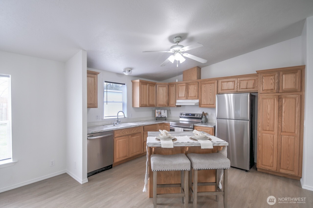 121 W Freedom Lane , Shelton, WA 98584