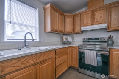 121 W Freedom Lane , Shelton, WA 98584 - Photo 6