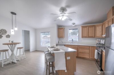 121 W Freedom Lane , Shelton, WA 98584 - Photo 7