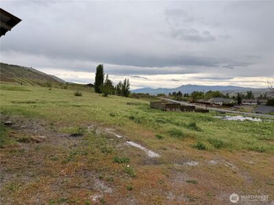 2677 W Malaga Road , Malaga, WA 98828 - Photo 3