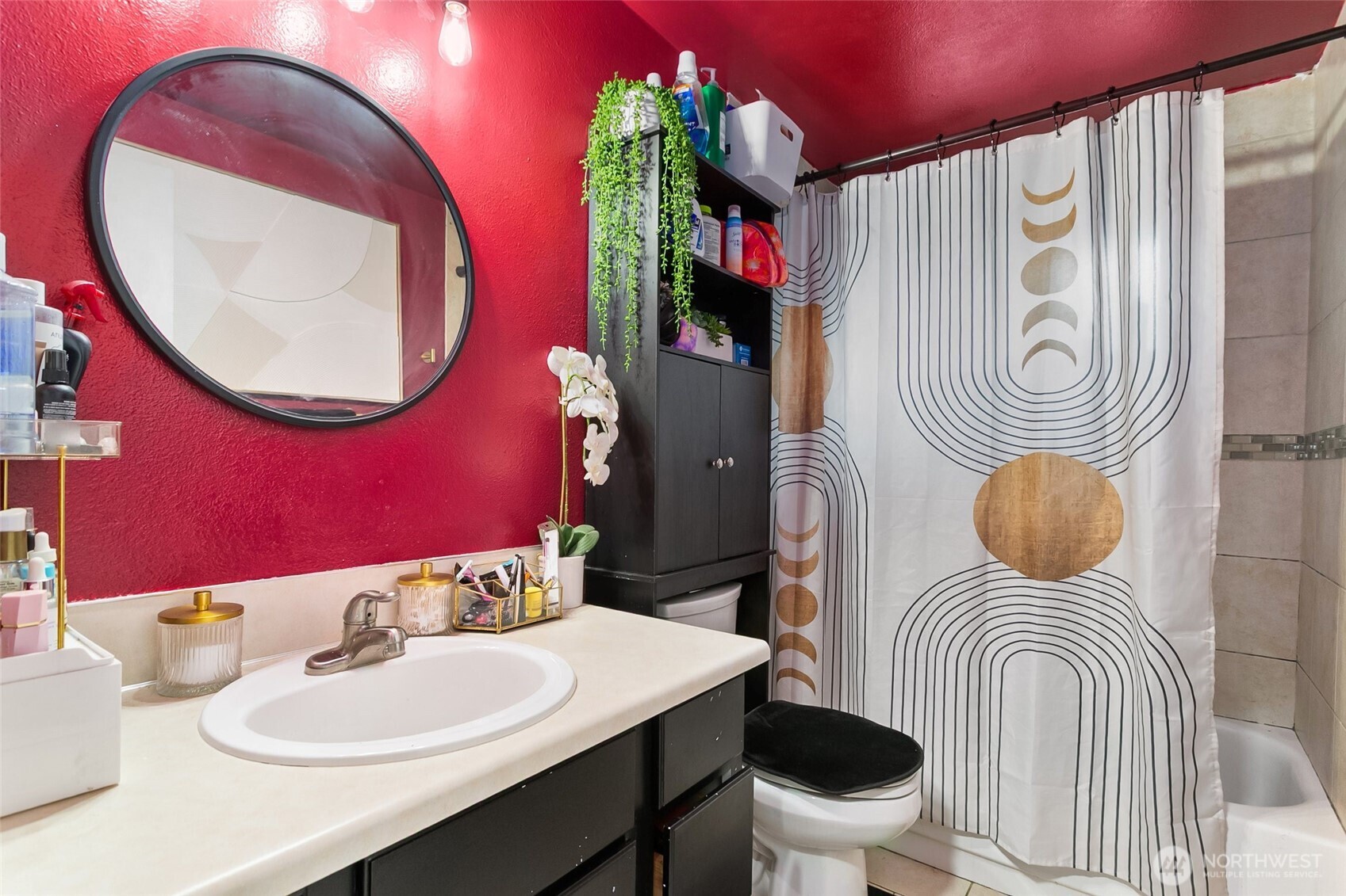 8025 S Bell Street , Tacoma, WA 98408