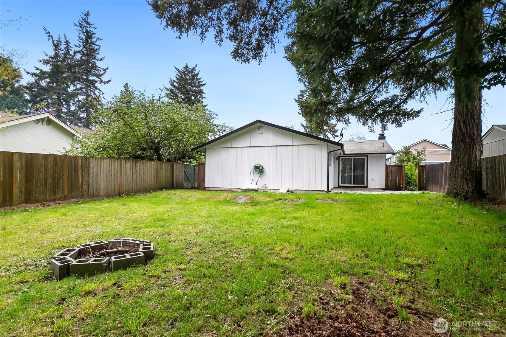 8025 S Bell Street , Tacoma, WA 98408