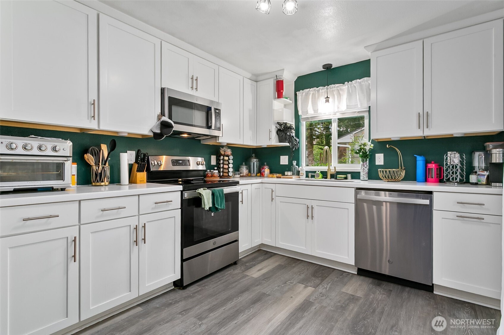 8025 S Bell Street , Tacoma, WA 98408
