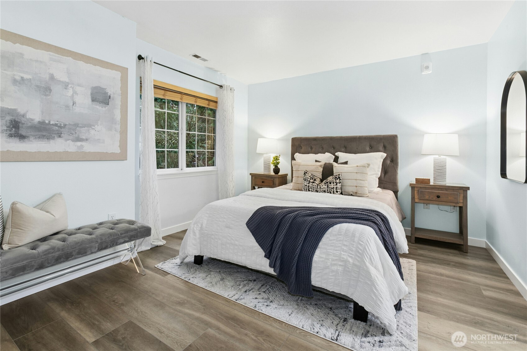 601 12th Avenue NW #E4, Issaquah, WA 98027
