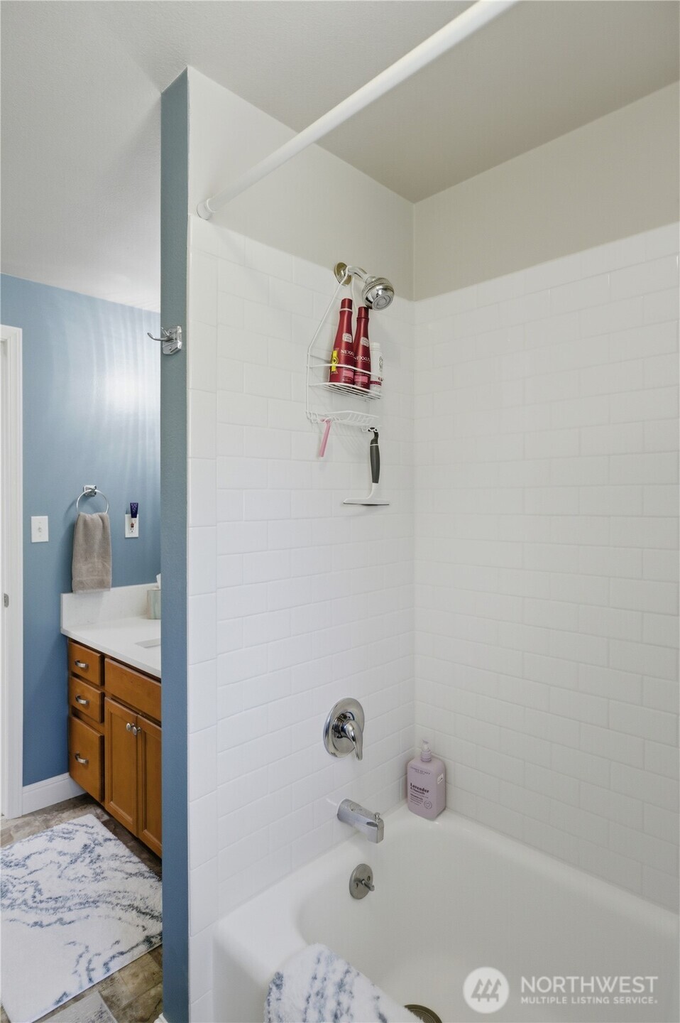 1273 S Jackson Avenue , Tacoma, WA 98465