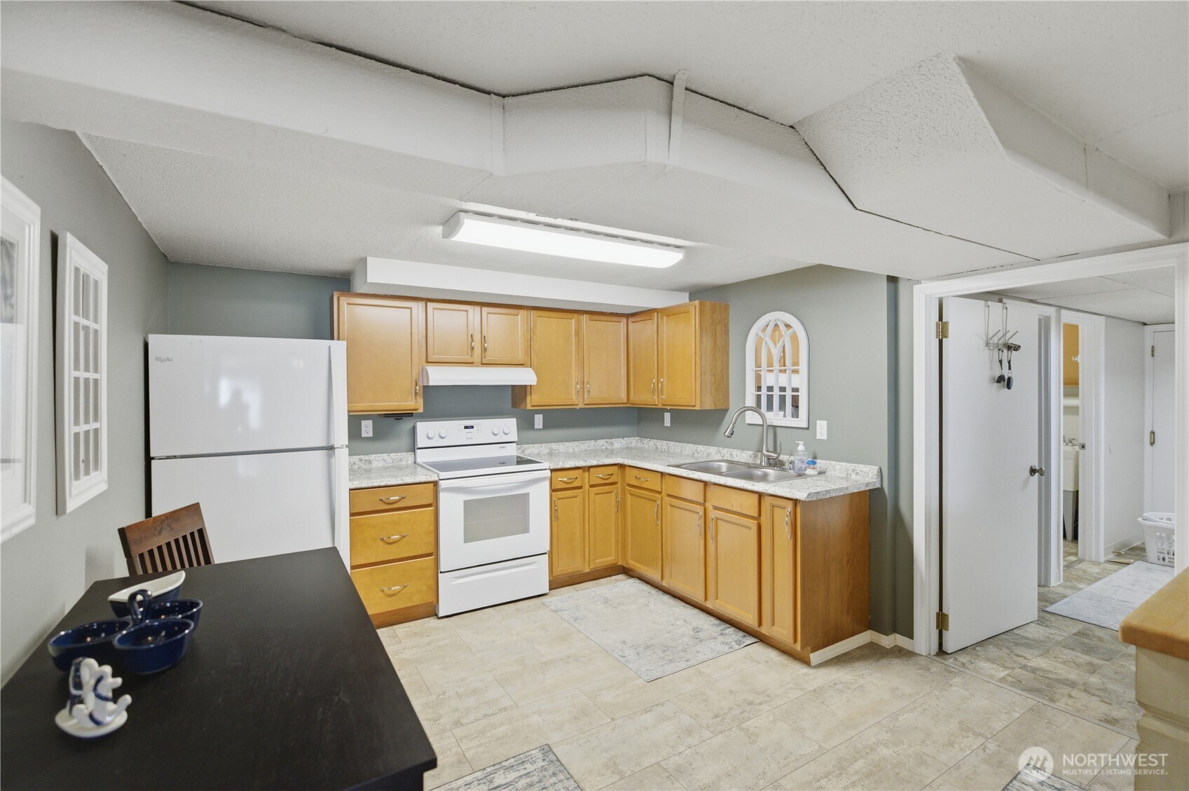 1273 S Jackson Avenue , Tacoma, WA 98465