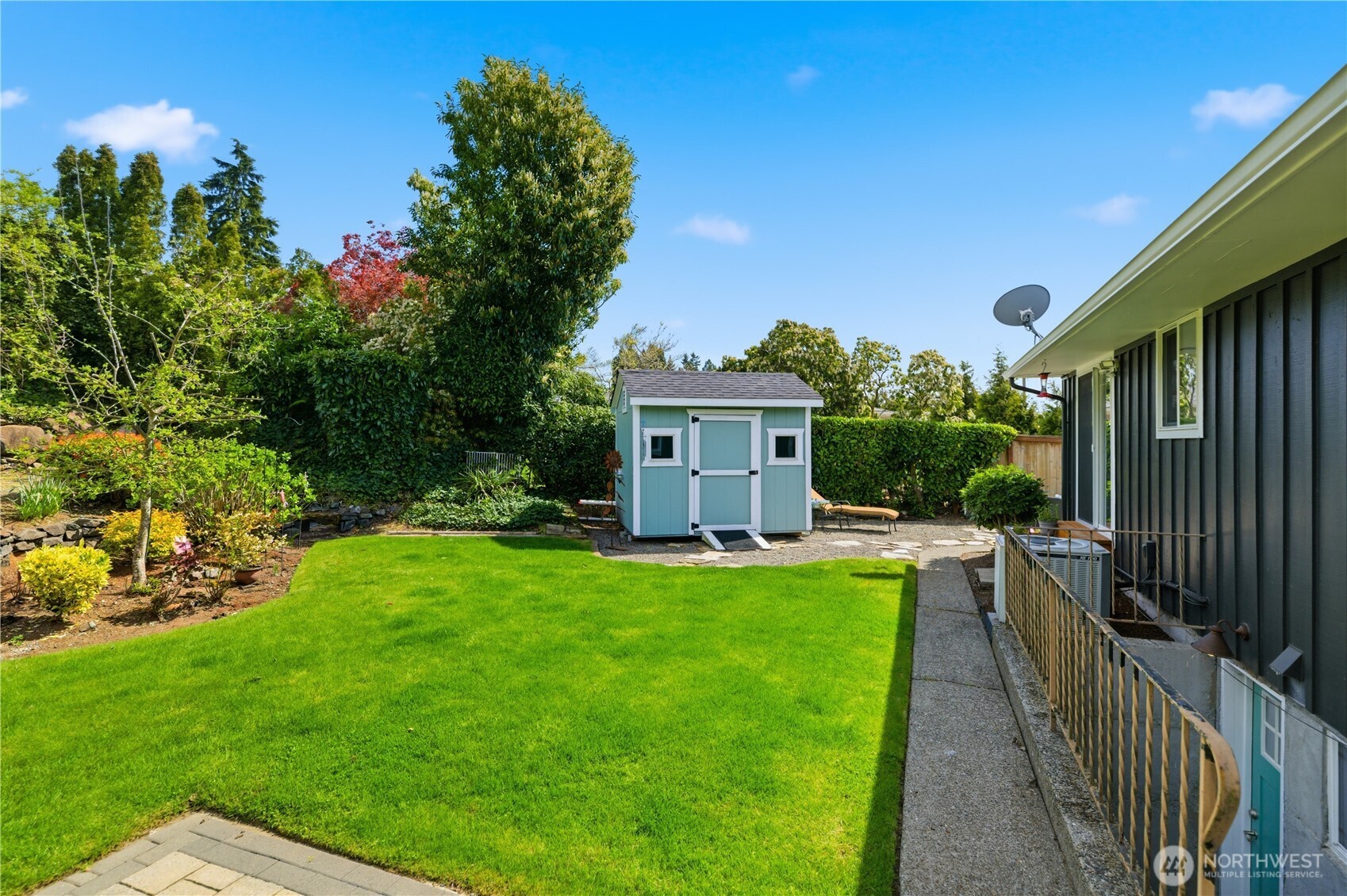 1273 S Jackson Avenue , Tacoma, WA 98465