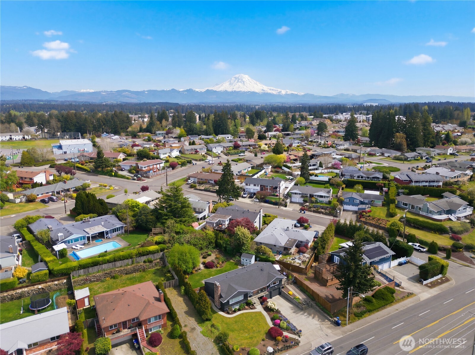 1273 S Jackson Avenue , Tacoma, WA 98465