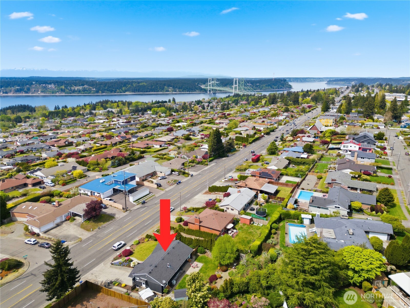 1273 S Jackson Avenue , Tacoma, WA 98465