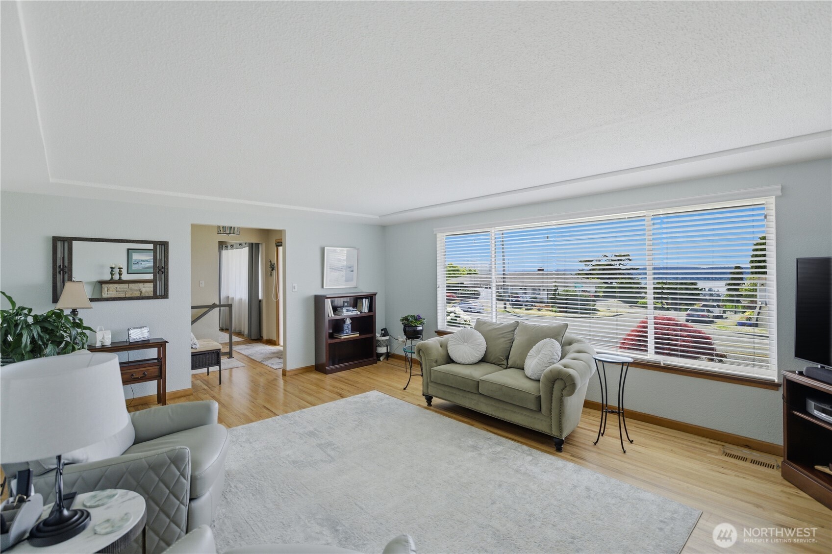 1273 S Jackson Avenue , Tacoma, WA 98465