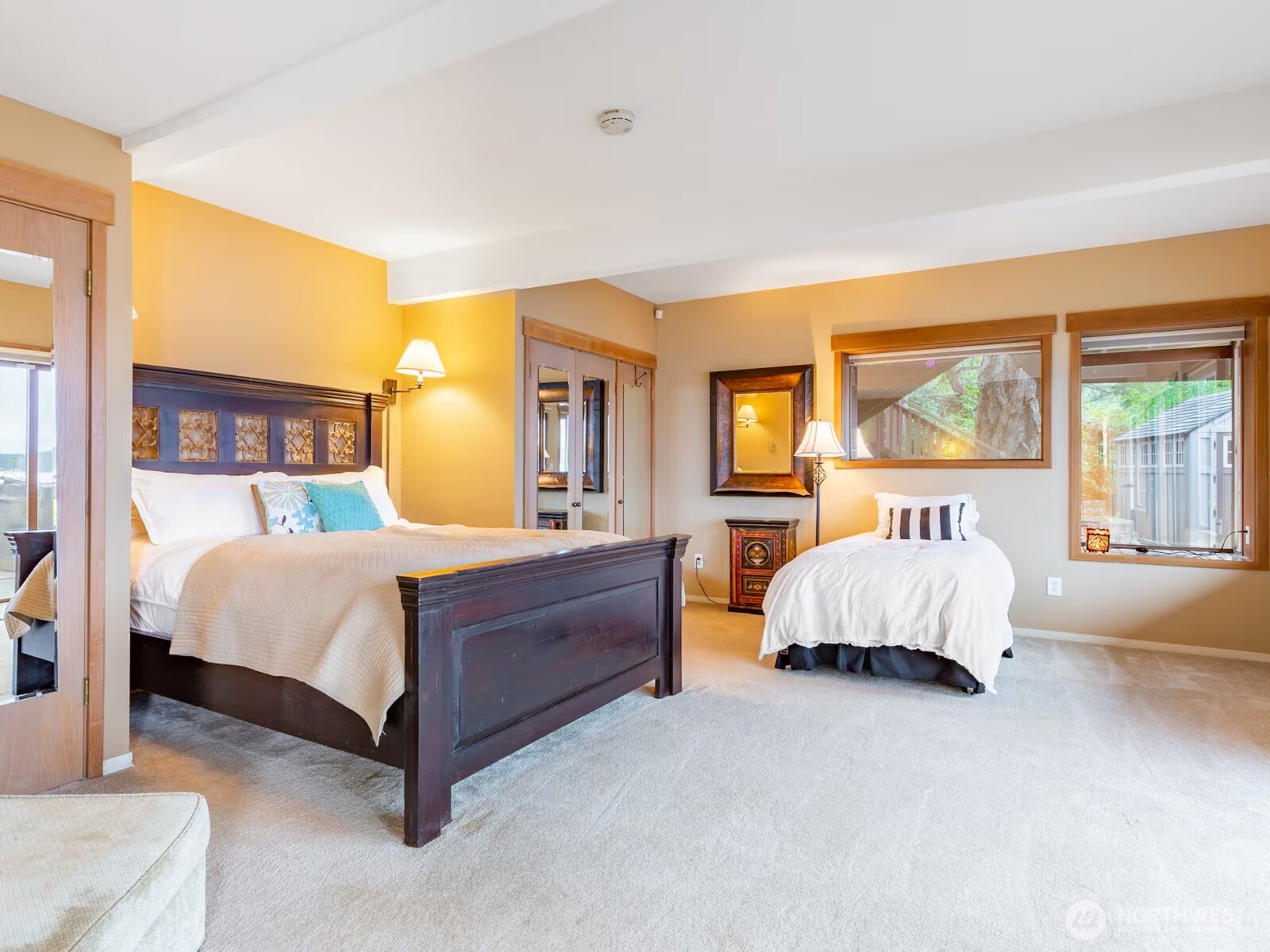 1700 Madrona Way , Coupeville, WA 98239