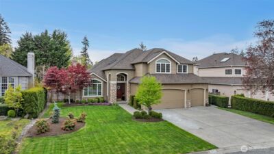 26637 SE 15th Street , Sammamish, WA 98075-7928