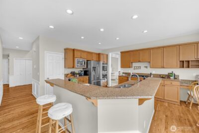26637 SE 15th Street , Sammamish, WA 98075-7928 - Photo 13