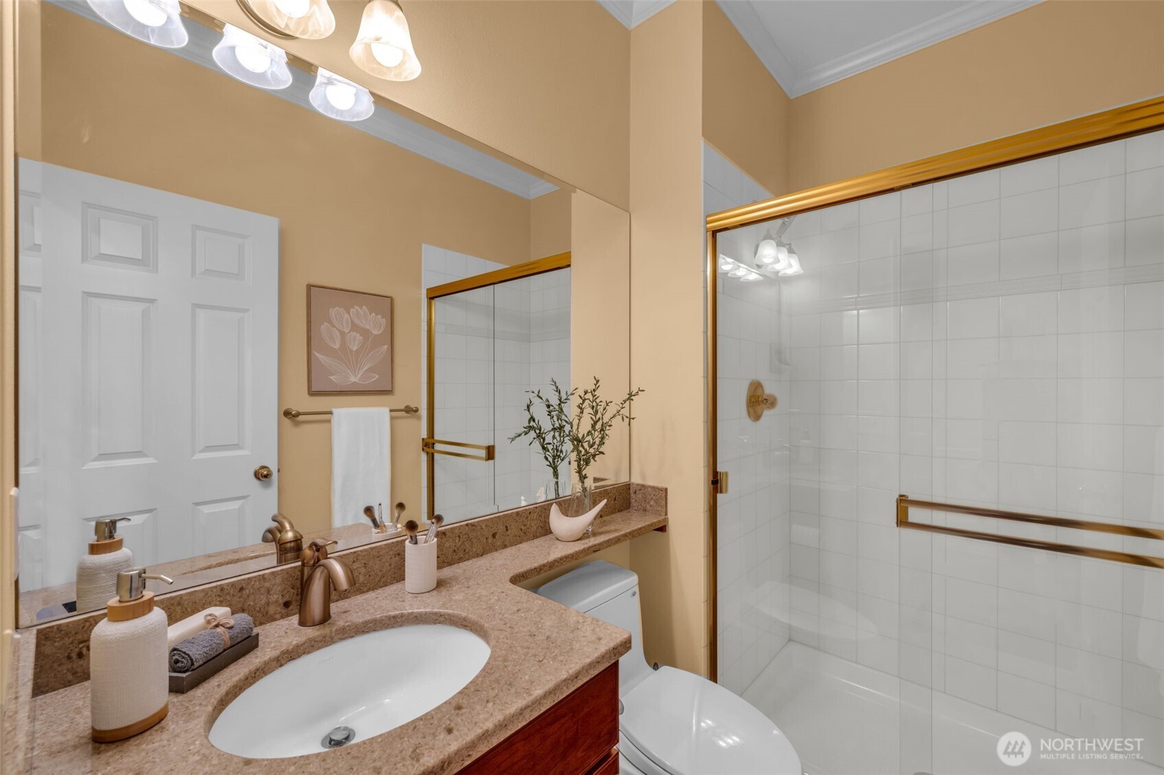 26637 SE 15th Street , Sammamish, WA 98075-7928