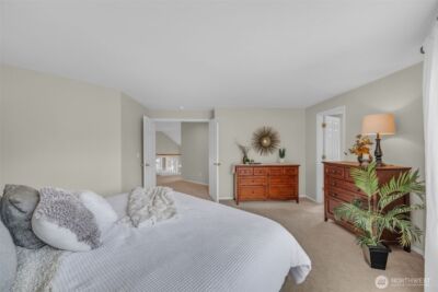 26637 SE 15th Street , Sammamish, WA 98075-7928 - Photo 22