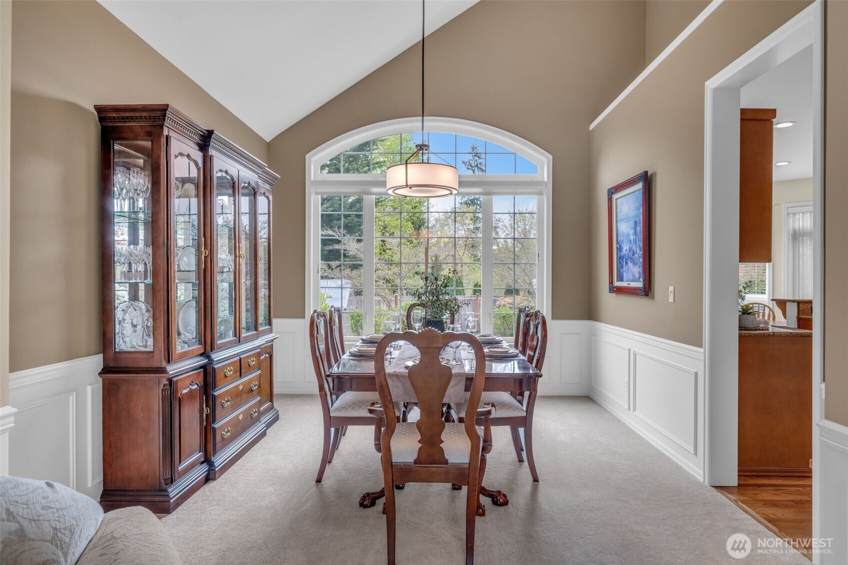 26637 SE 15th Street , Sammamish, WA 98075-7928
