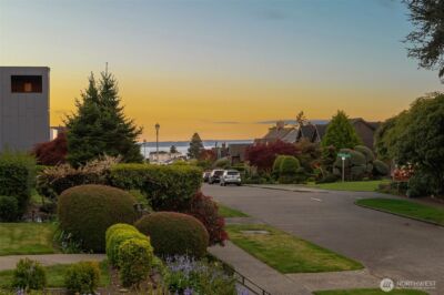 3016 42nd Avenue W, Seattle, WA 98199 - Photo 24
