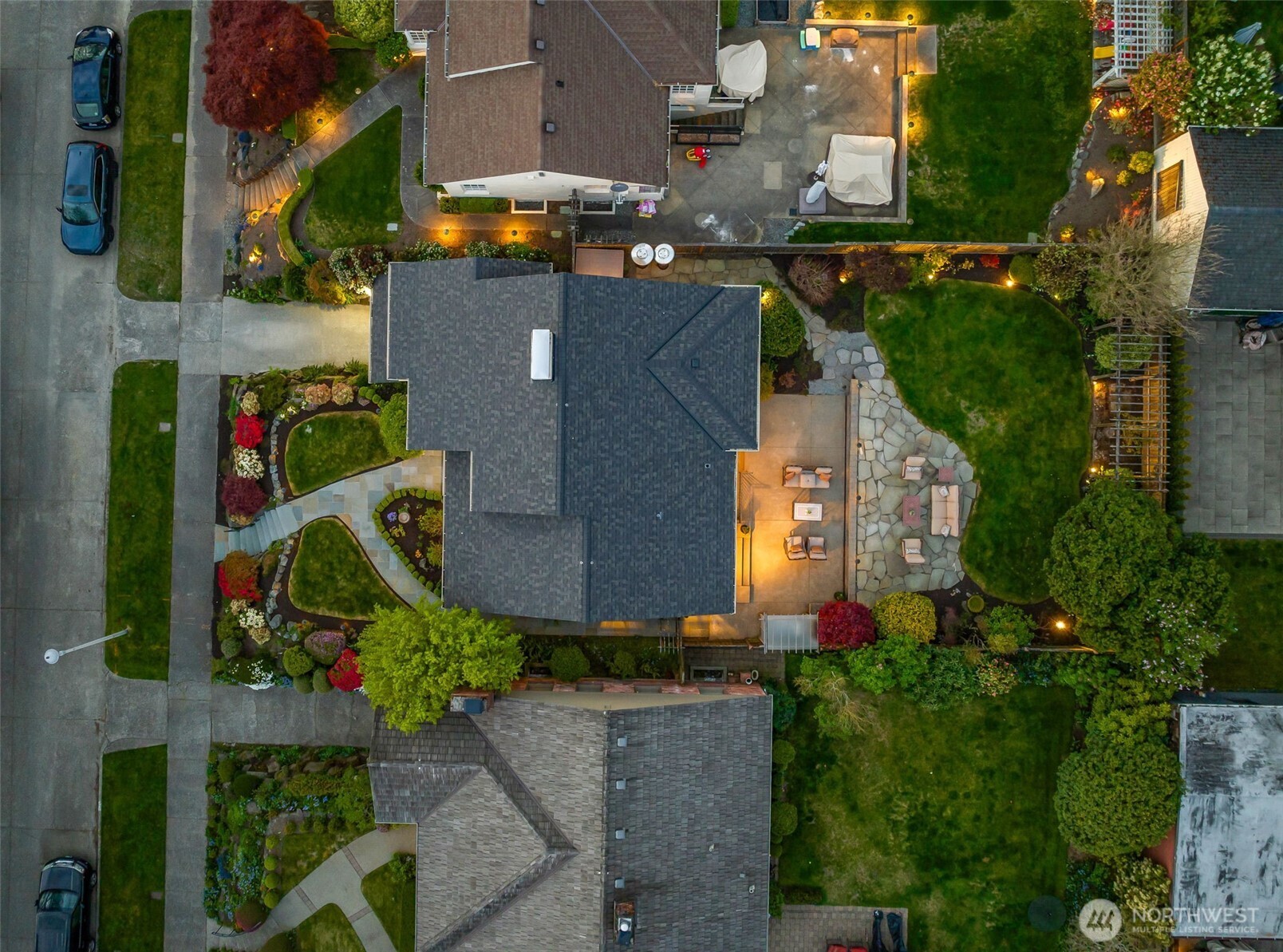 3016 42nd Avenue W, Seattle, WA 98199