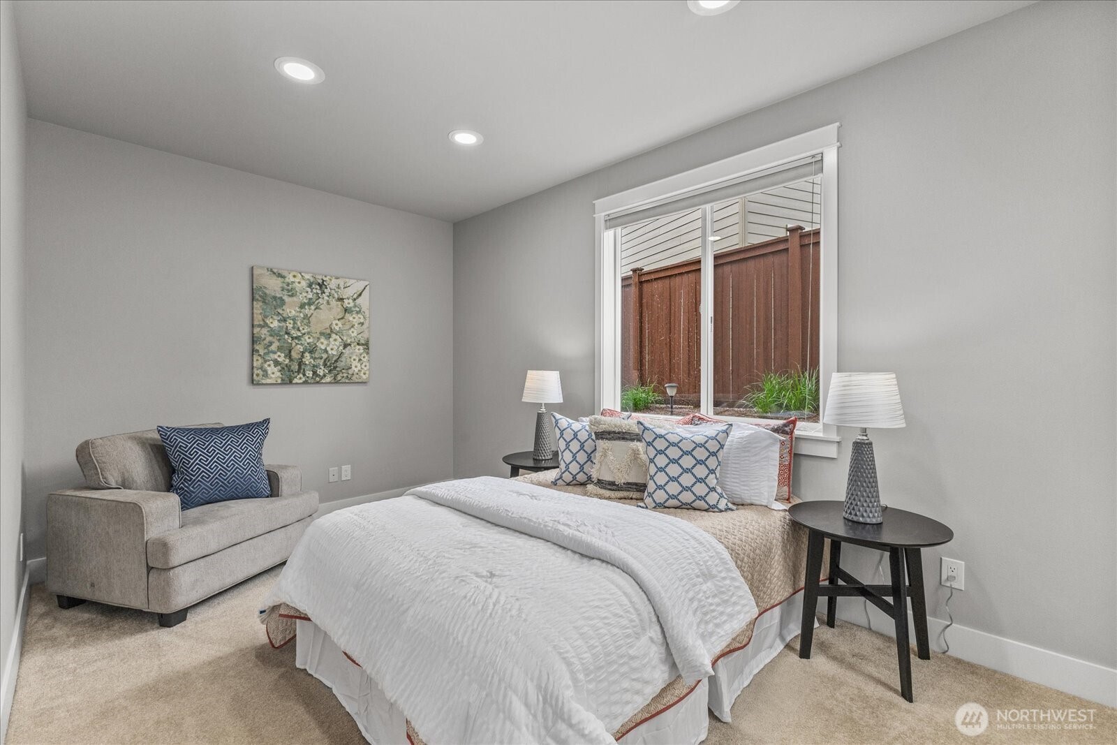 27174 SE 18th Place , Sammamish, WA 98075
