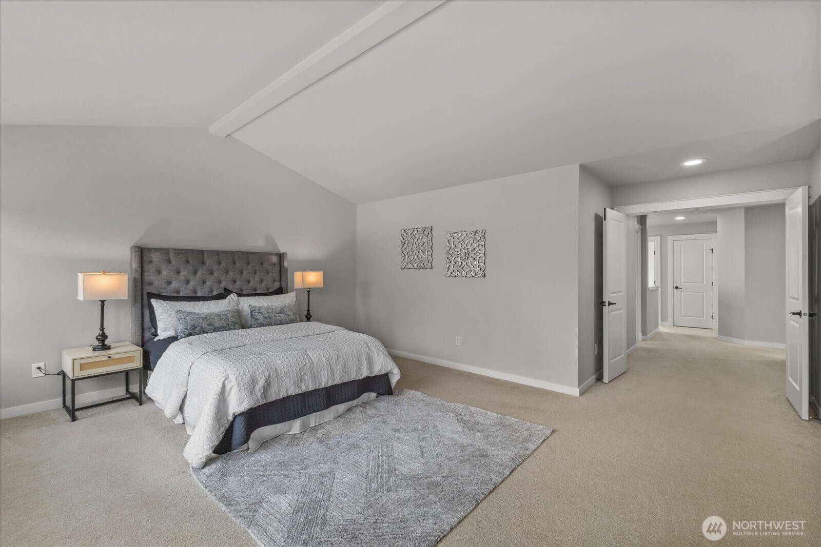 27174 SE 18th Place , Sammamish, WA 98075