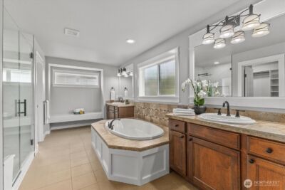 27174 SE 18th Place , Sammamish, WA 98075 - Photo 25