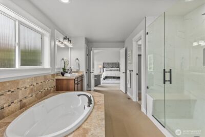 27174 SE 18th Place , Sammamish, WA 98075 - Photo 31