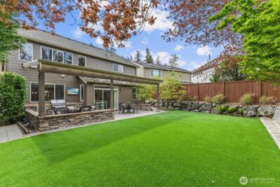 27174 SE 18th Place , Sammamish, WA 98075 - Photo 4