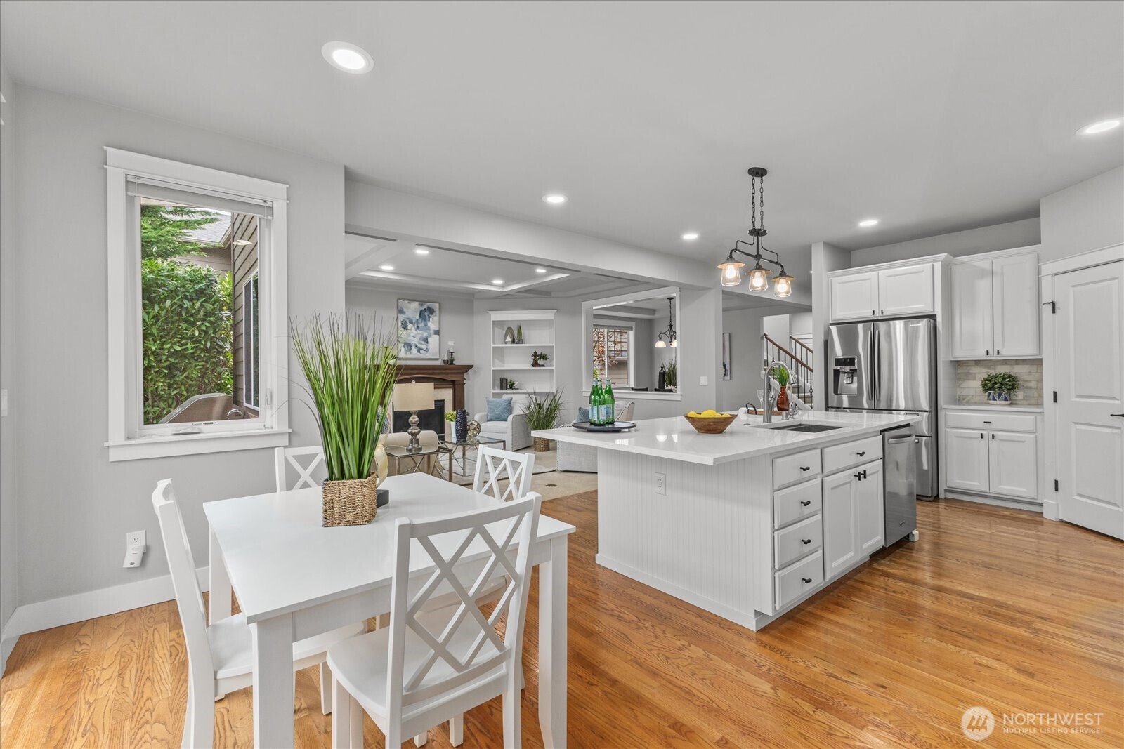 27174 SE 18th Place , Sammamish, WA 98075
