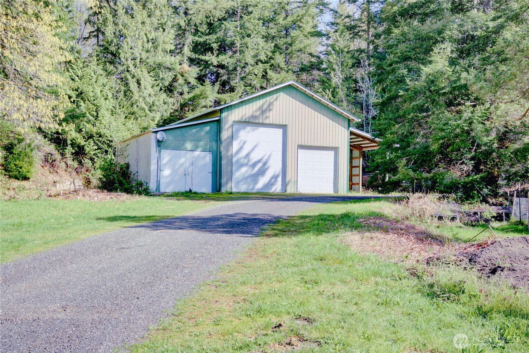 405 Alger Cain Lake Road , Sedro Woolley, WA 98284