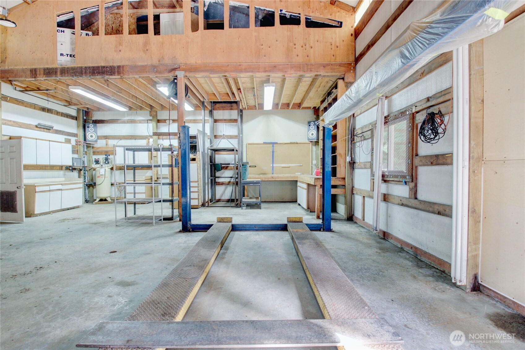 405 Alger Cain Lake Road , Sedro Woolley, WA 98284