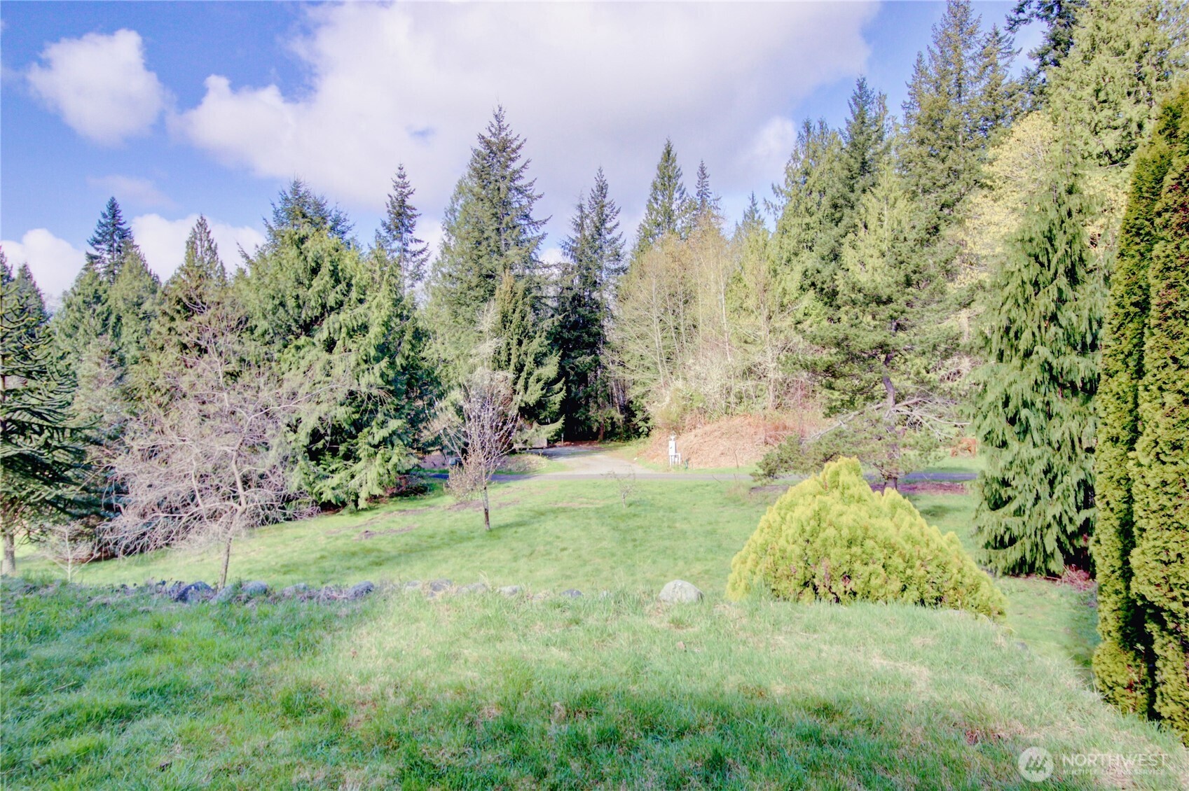 405 Alger Cain Lake Road , Sedro Woolley, WA 98284